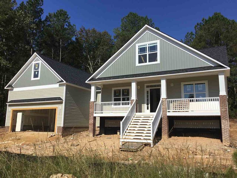8001 N Pine Shadows Dr, Garner, NC 27529