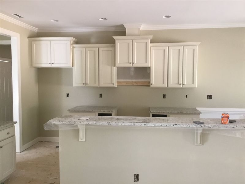 8001 N Pine Shadows Dr, Garner, NC 27529