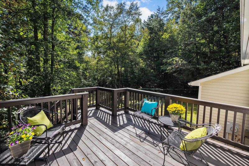 8002 Oak Pointe Ct, Mebane, NC 27302