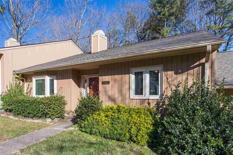 8004 Brown Bark Pl, Raleigh, NC 27615
