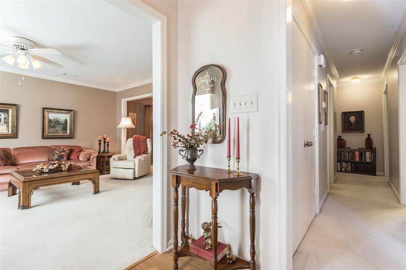8004 Brown Bark Pl, Raleigh, NC 27615