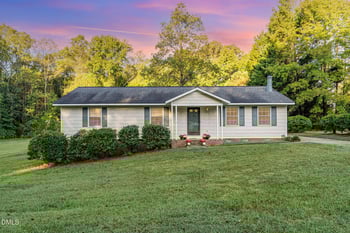 8004 Deer Meadow Dr, Apex, NC 27539