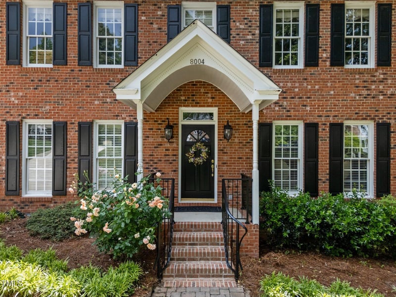 8004 Gabriels Bend Dr, Raleigh, NC 27612