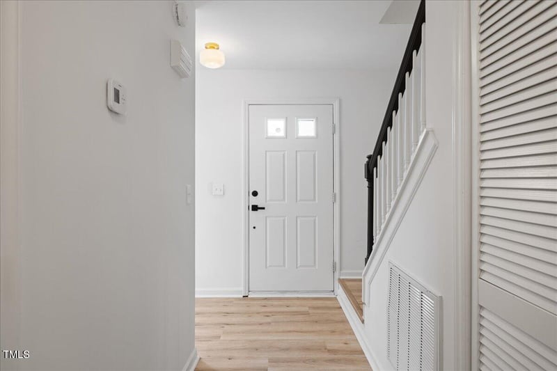 8004 Mill Bluff Ct, Raleigh, NC 27616