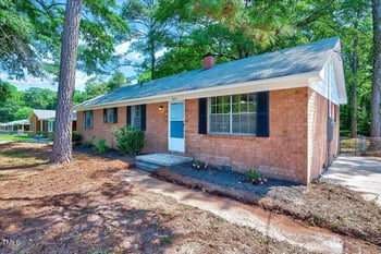 8004 Summit Dr, Goldsboro, NC 27530