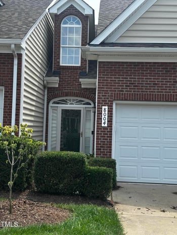 8004 Thrush Ridge Ln, Raleigh, NC 27615