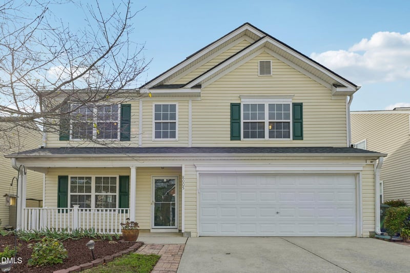 8005 Caliber Woods Dr, Raleigh, NC 27616