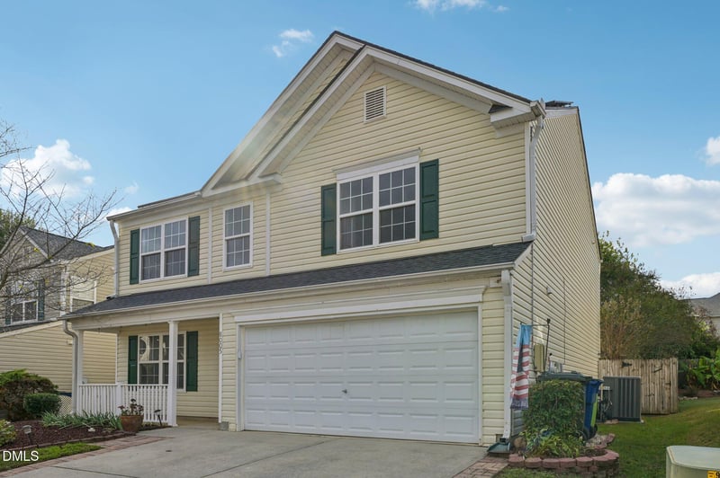 8005 Caliber Woods Dr, Raleigh, NC 27616