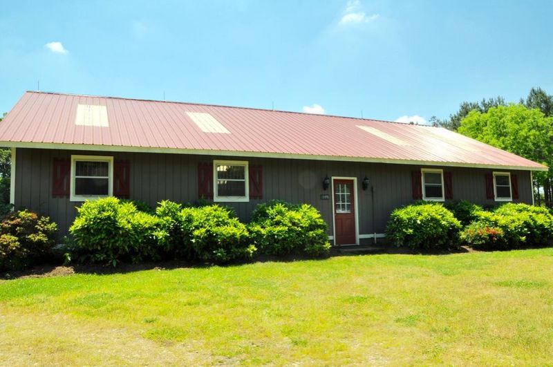 8005 Halifax Rd, Youngsville, NC 27596