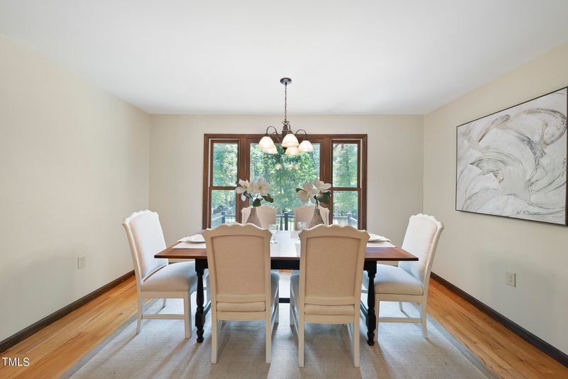 8005 Hollander Pl, Raleigh, NC 27606