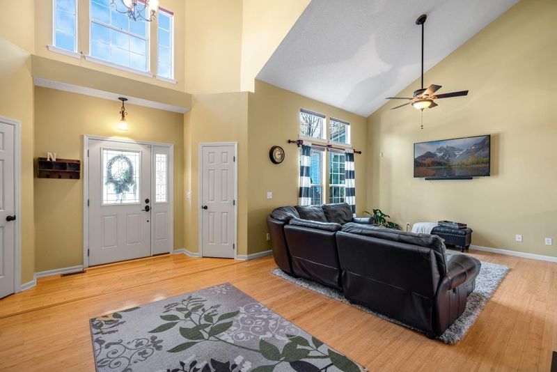 8005 Knebworth Ct, Raleigh, NC 27613