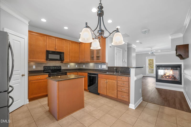 8005 Sycamore Hill Ln, Raleigh, NC 27612