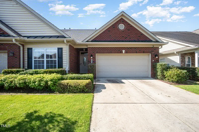 8007 Crookneck Dr, Angier, NC 27501