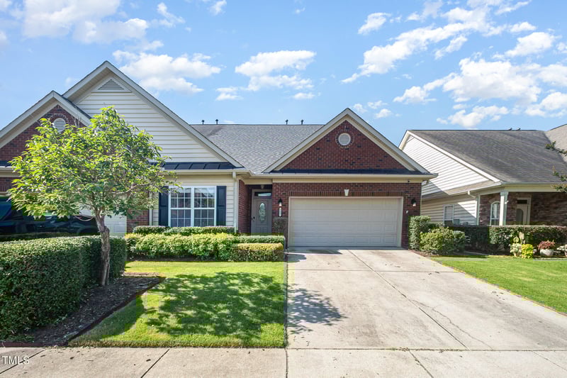 8007 Crookneck Dr, Angier, NC 27501