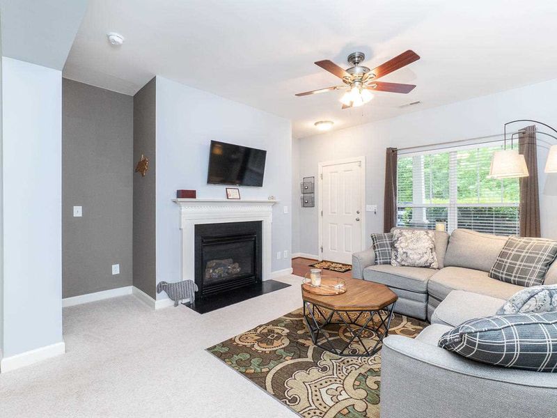 8008 Beechtree Ridge Trl, Raleigh, NC 27612