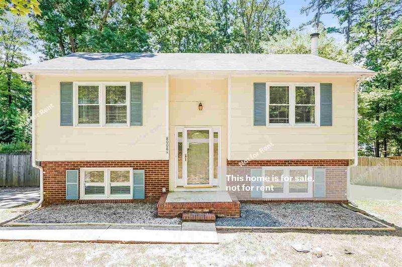8008 Brandyapple Dr, Raleigh, NC 27615