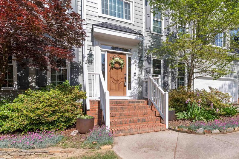 8008 Connestee Ct, Raleigh, NC 27612
