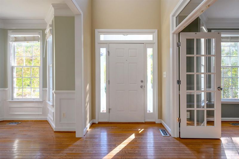 8008 Crichton Ln, Durham, NC 27713