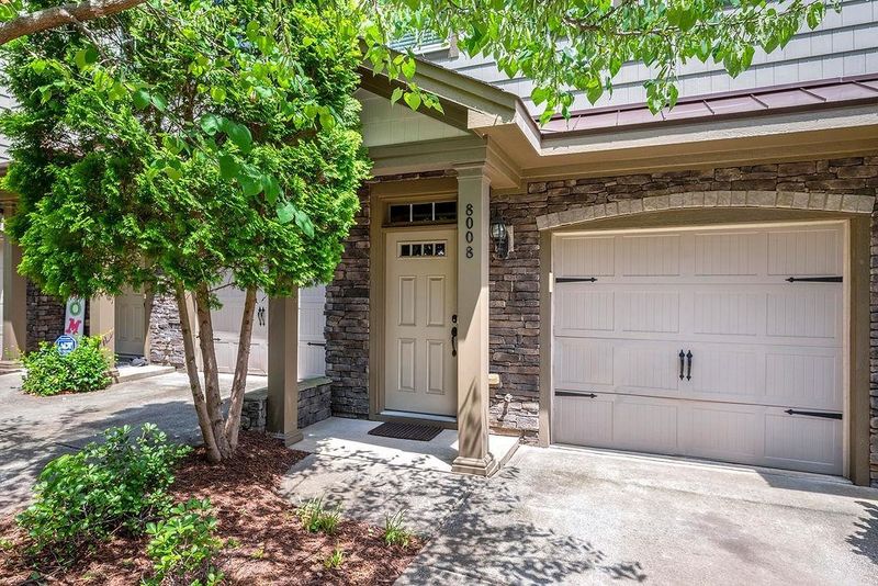 8008 Dukes Dynasty Dr, Raleigh, NC 27615