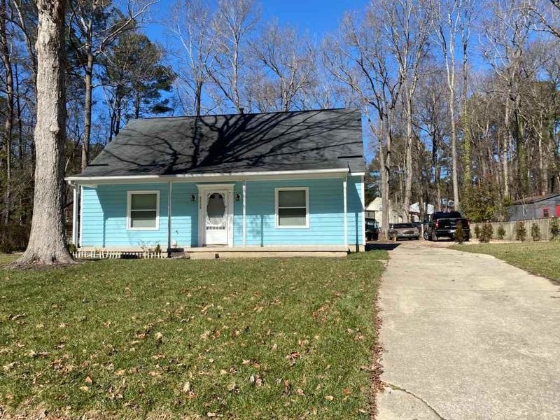 8008 Mcguire Dr, Raleigh, NC 27616