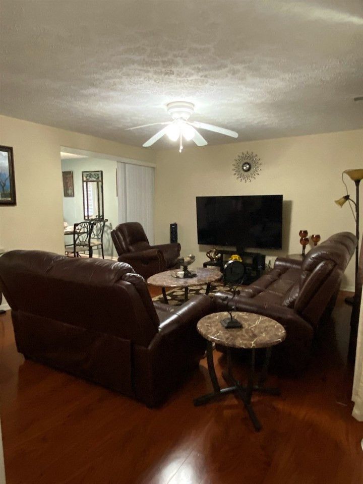 8008 Mcguire Dr, Raleigh, NC 27616
