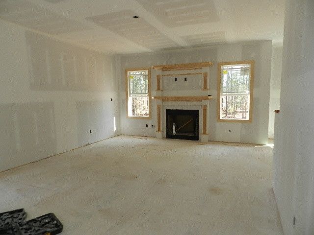 8008 N Pine Shadows Dr, Garner, NC 27529