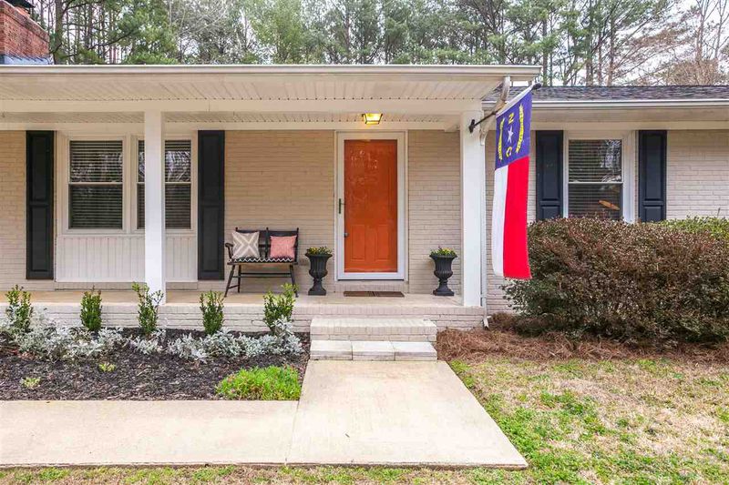 8009 Deer Meadow Dr, Apex, NC 27539