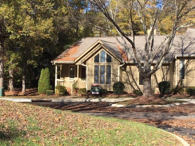 8009 Grey Oak Dr, Raleigh, NC 27615