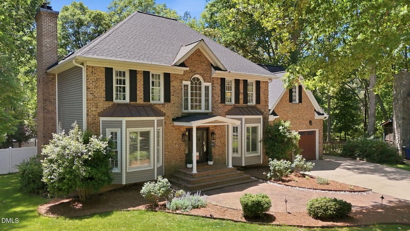 8009 Selfridge Ct, Raleigh, NC 27615
