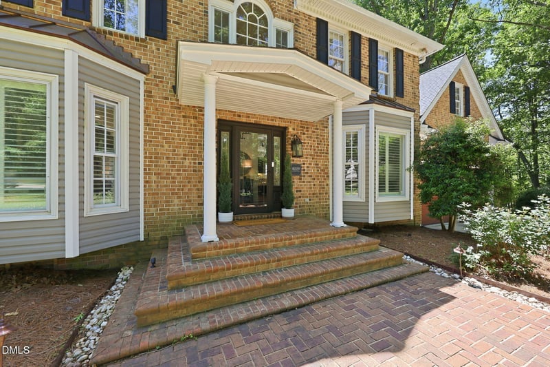 8009 Selfridge Ct, Raleigh, NC 27615