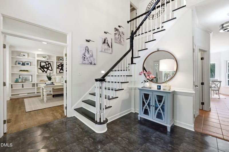 8009 Selfridge Ct, Raleigh, NC 27615