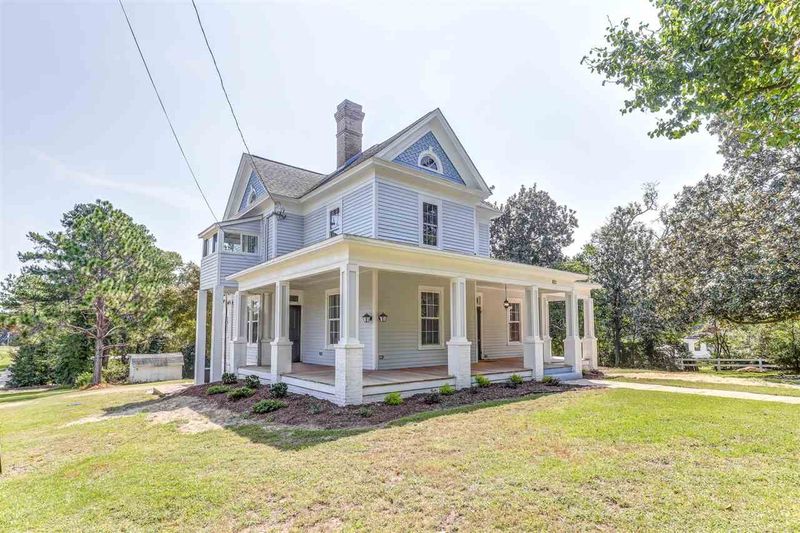 801 S 3rd St, Lillington, NC 27546