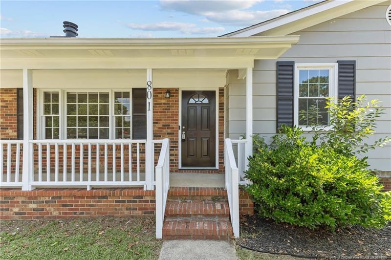 801 Algood Ave, Hope Mills, NC 28348