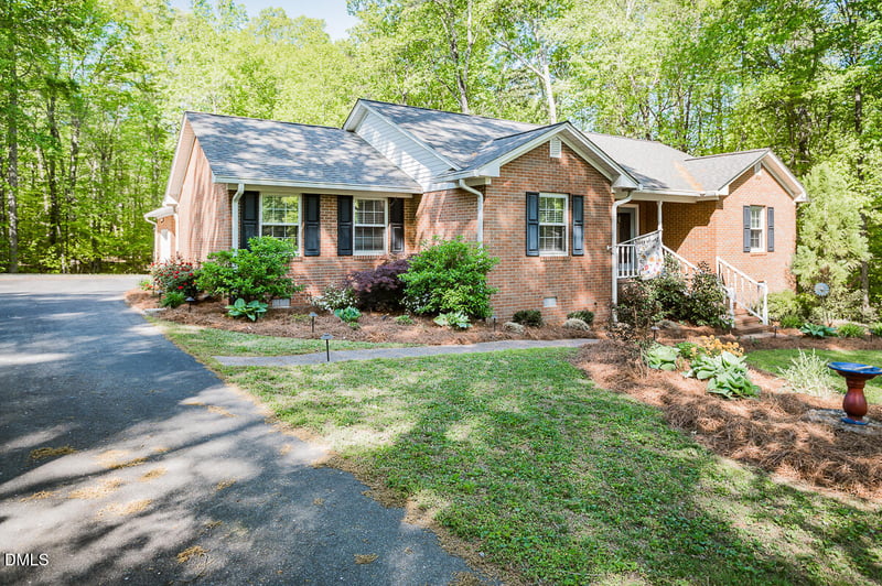 801 Baker Ct, Haw River, NC 27258