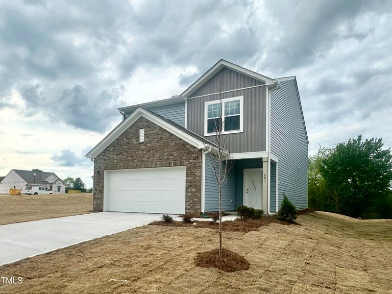 801 Berkeley Glen Rd, Zebulon, NC 27597