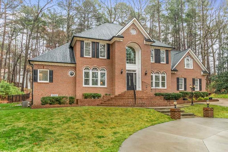 801 Bromley Way, Raleigh, NC 27615