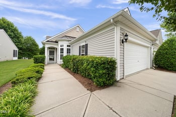 801 Burnaby Ct, Cary, NC 27519