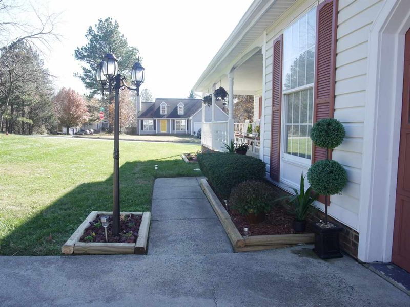 801 Chance Rd, Durham, NC 27703