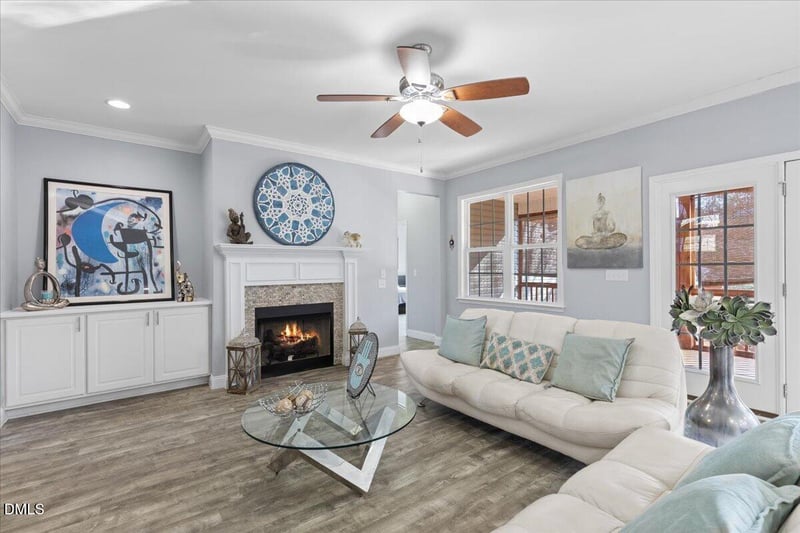 801 Clean View Ct, Fuquay Varina, NC 27526