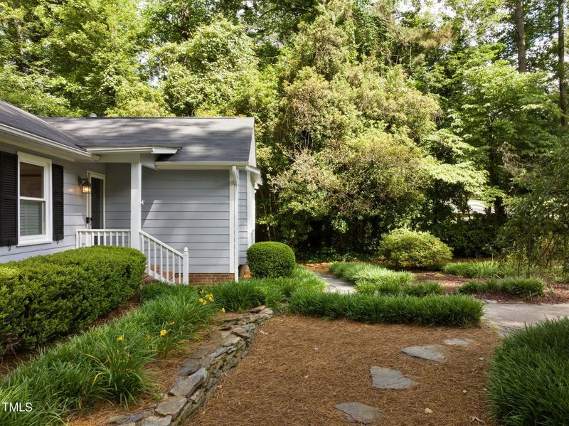 801 Currituck Dr, Raleigh, NC 27609