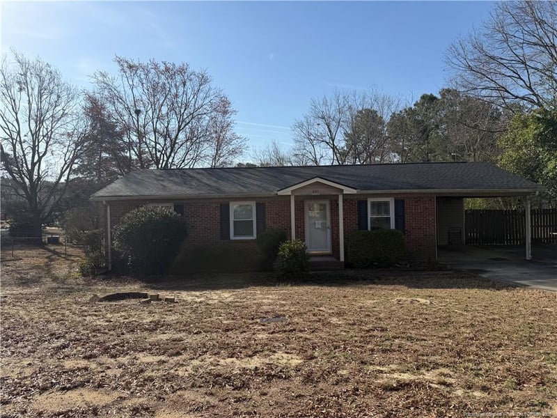 801 Darlington Dr, Fayetteville, NC 28311