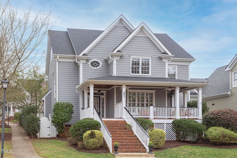 801 Edgewater Cir, Chapel Hill, NC 27516