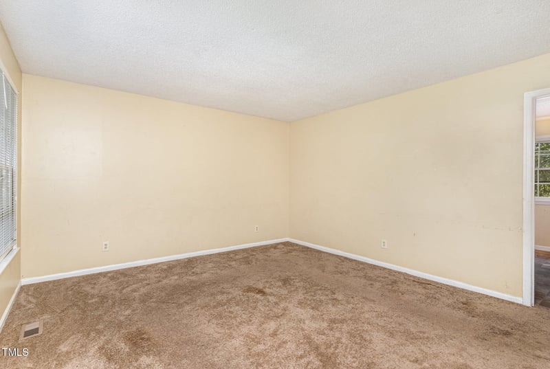 801 Havenwood Ct, Raleigh, NC 27615