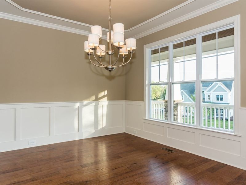 801 Hollymont Dr, Holly Springs, NC 27540