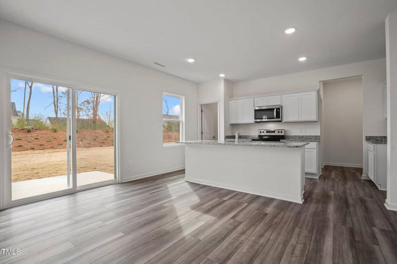 801 Kenyon Spring Dr, Zebulon, NC 27597