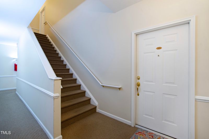 801 Moratuck Dr #201, Raleigh, NC 27604