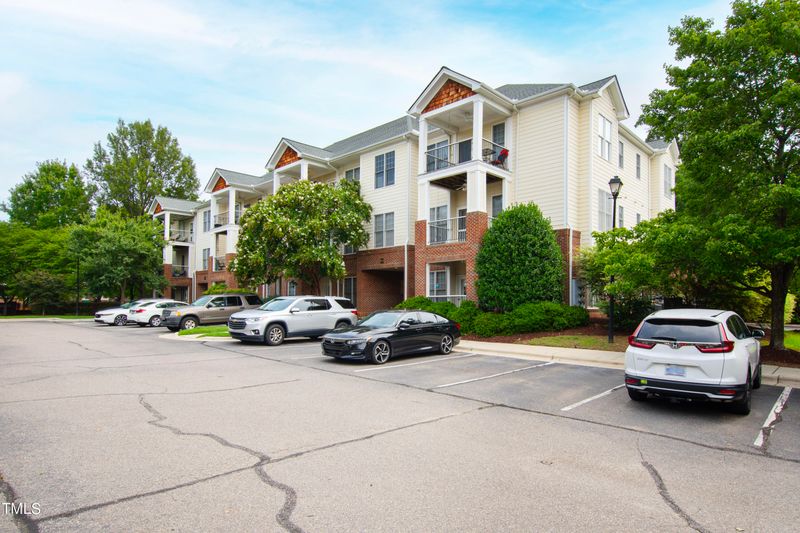 801 Moratuck Dr #207, Raleigh, NC 27604