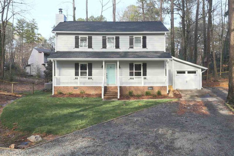801 Nuttree Pl, Raleigh, NC 27606
