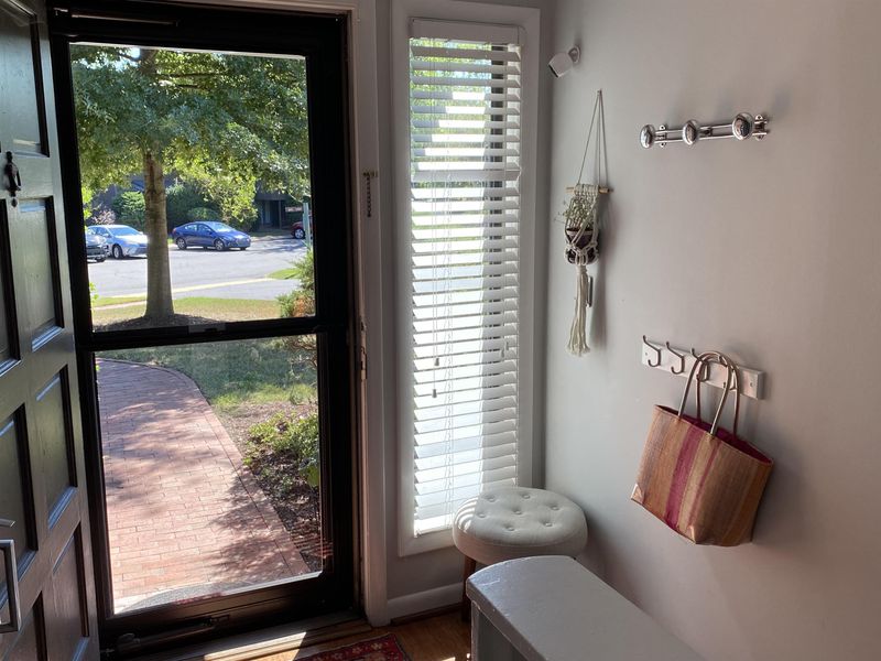 801 Oak Tree Dr #801, Chapel Hill, NC 27517