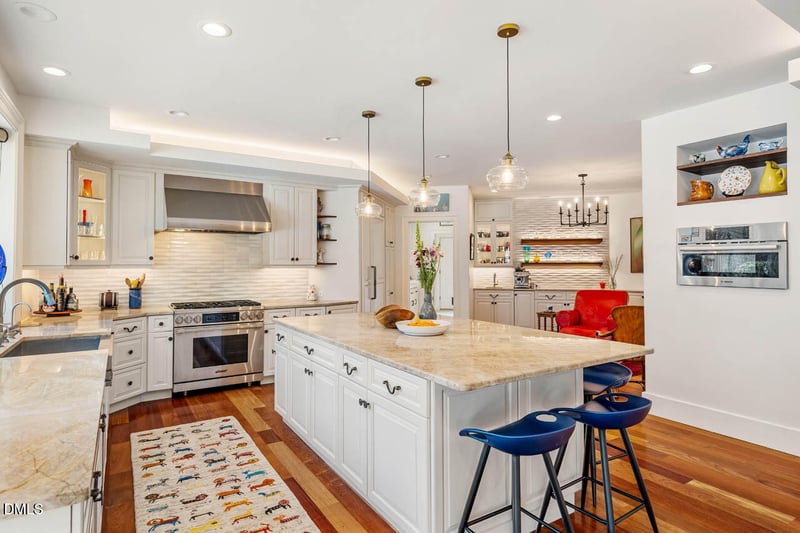 801 Oxbow Crossing Rd, Chapel Hill, NC 27516